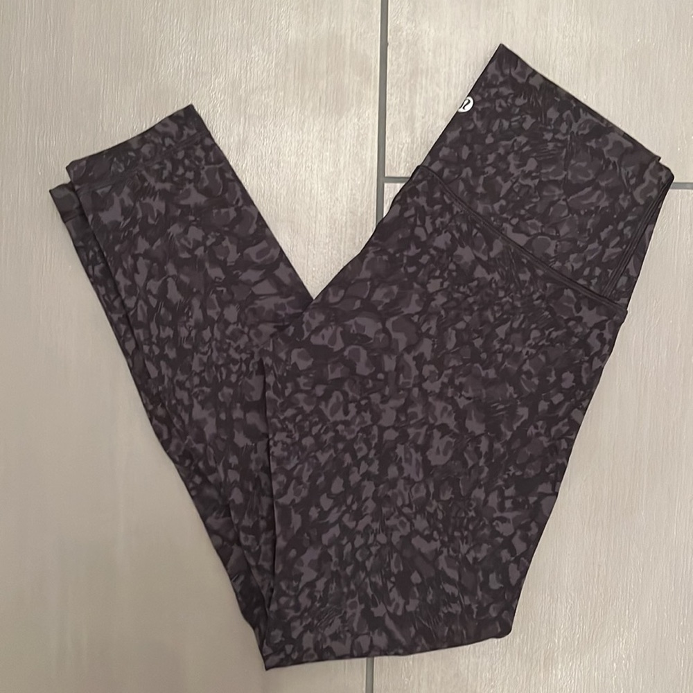 LULULEMON Wunder Under High Rise - Picture 4 of 6